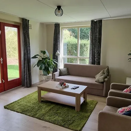 מלון Vakantiewoning Maas En Waal 40