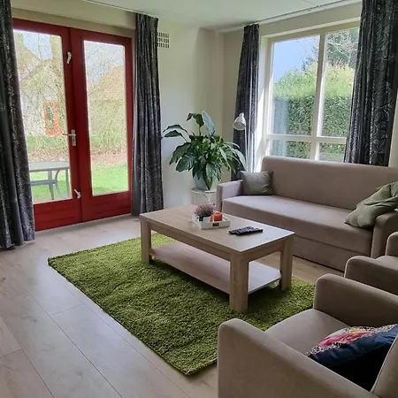 Vakantiewoning Maas En Waal 40 מלון 4*